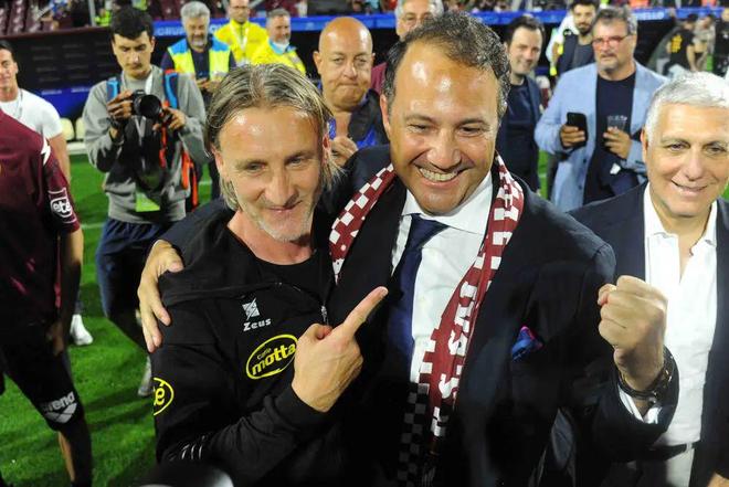 对桌面公开 对桌面公开